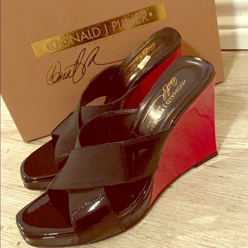 Women’s Donald J Pliner shoes